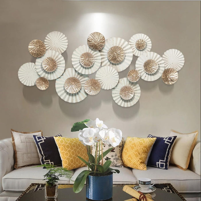 White and Gold Wall Decoration for Housewarming