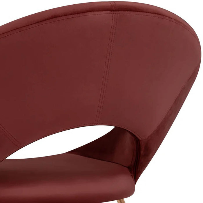 Edgy Shell Shaped Red Lounge Chair